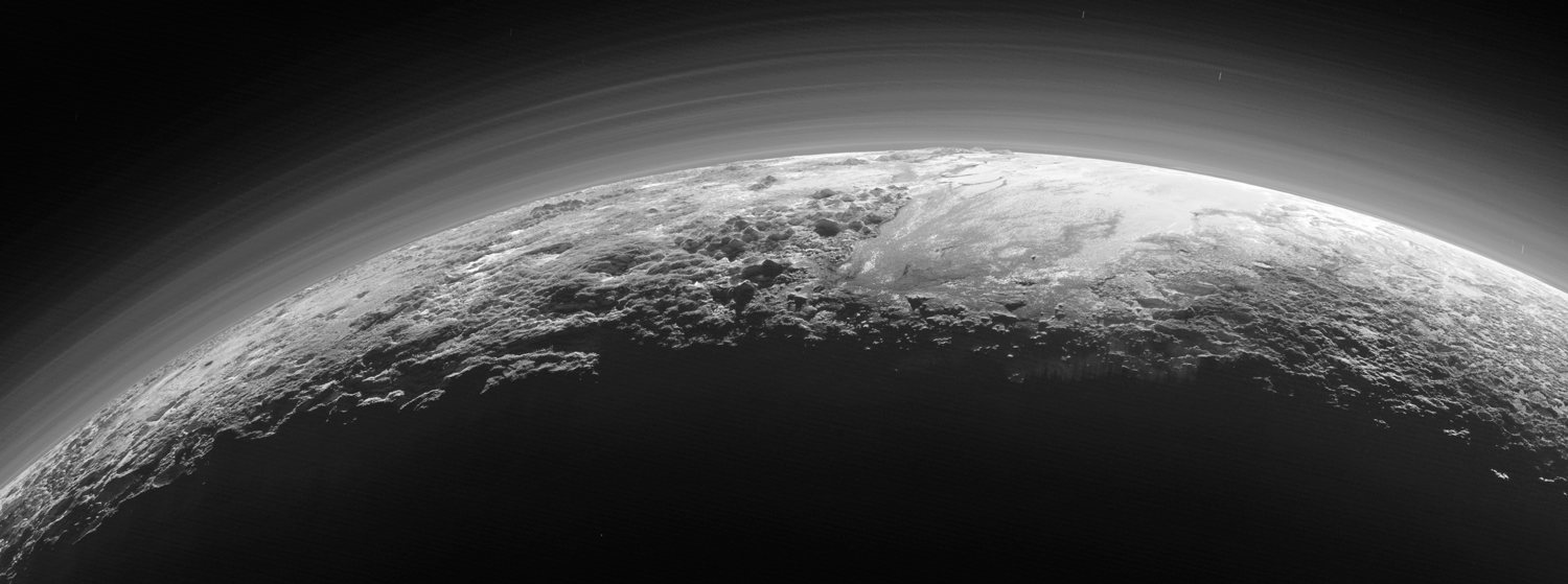 Pluto_Set2015_NewHoriz_fcbk